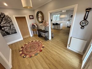 Photo 19- click for photo gallery